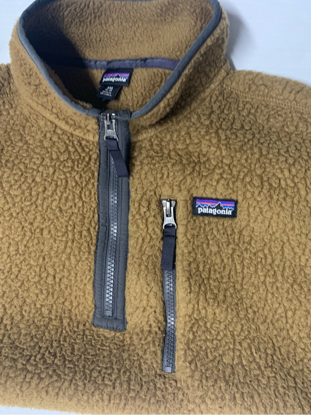 Patagonia Boy’s, XXL, 16-18 Tan/Brown Sherpa Zip-Up Sweater